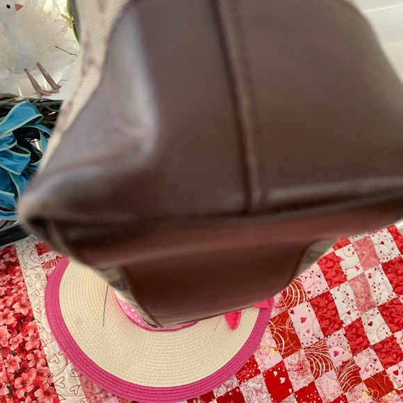 Gucci handbag with butterflies - Picture 5 of 15